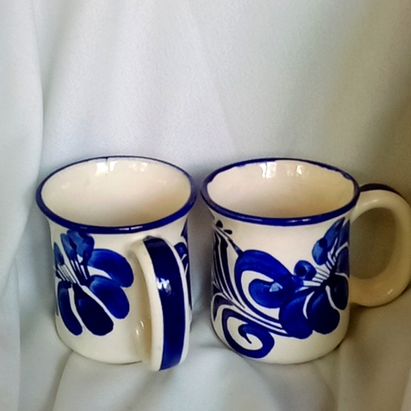 2 hand painted coffee cups from Mexico - Picture 1 of 5